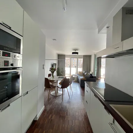 Aravel Suites *