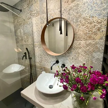 Appartamento Aravel Suites *
